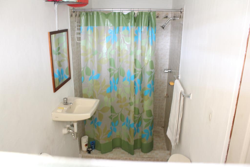 El Callejon Guest House León エクステリア 写真