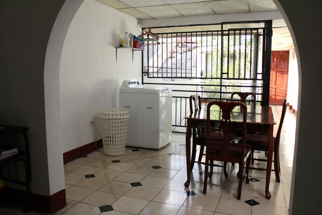 El Callejon Guest House León エクステリア 写真